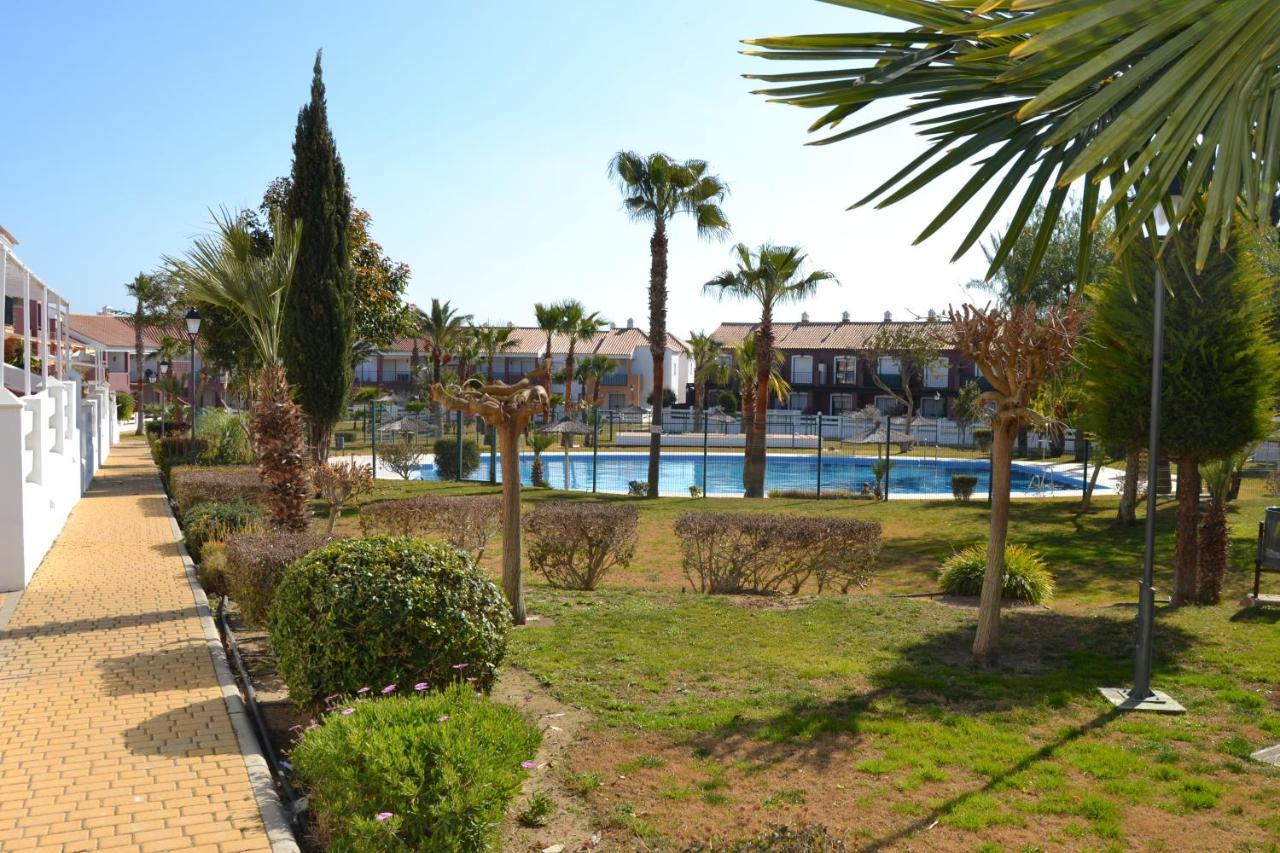 Apartamento En La Barrosa Chiclana de la Frontera Luaran gambar